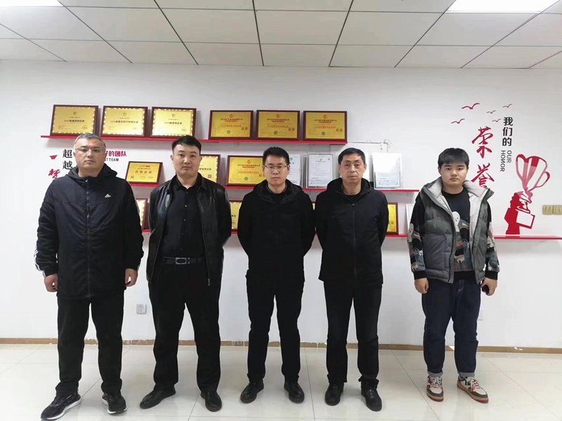 熱烈歡迎遼寧葫蘆島客商蒞臨華礦集團參觀考察