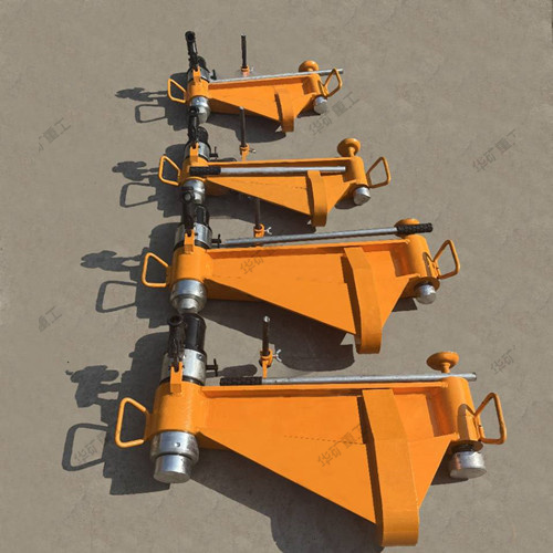 華礦集團(tuán)熱銷產(chǎn)品液壓彎道機發(fā)往貴州